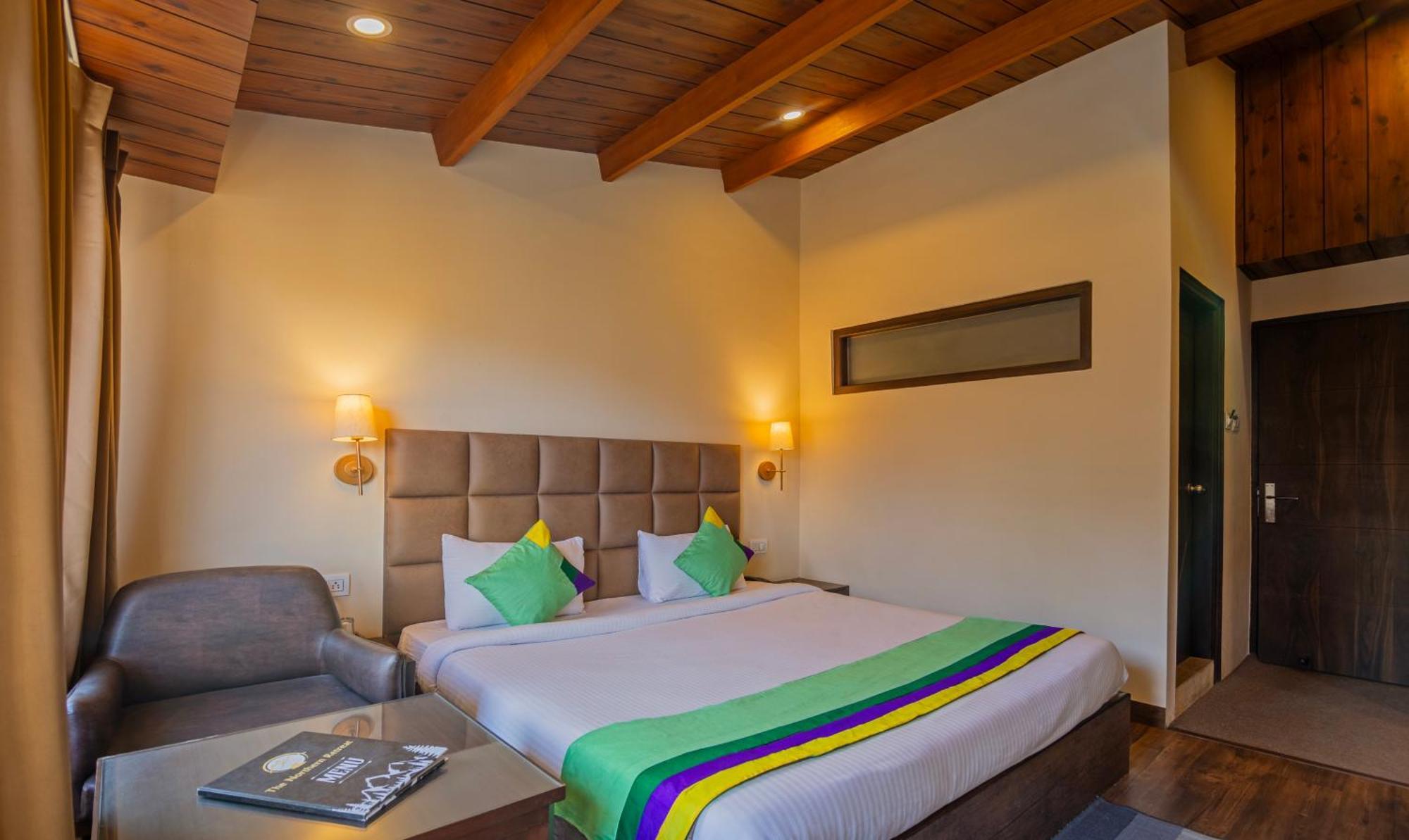 Treebo The Northern Retreat Resort With Mountain View Shimla Buitenkant foto